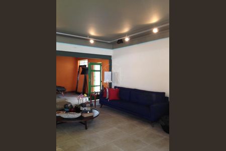 Casa à venda com 1 quarto, 235m² em Cambuí, Campinas