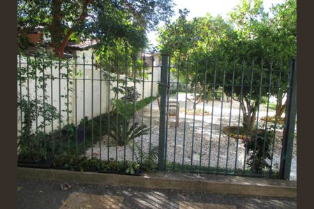 Casa à venda com 235m², 1 quarto e 4 vagas