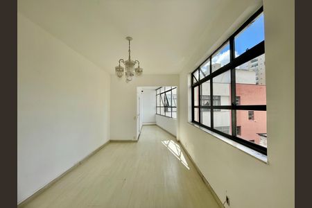 Apartamento à venda com 3 quartos, 110m² em Carmo, Belo Horizonte