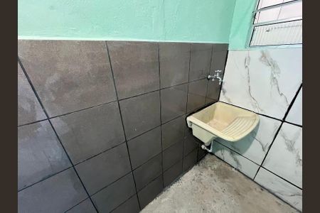 Casa para alugar com 1 quarto, 25m² em Jardim Elizabeth, São Paulo