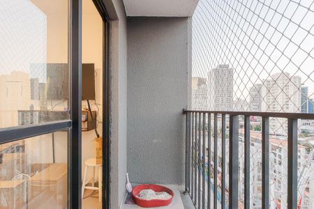 Varanda de apartamento à venda com 1 quarto, 27m² em Pinheiros, São Paulo