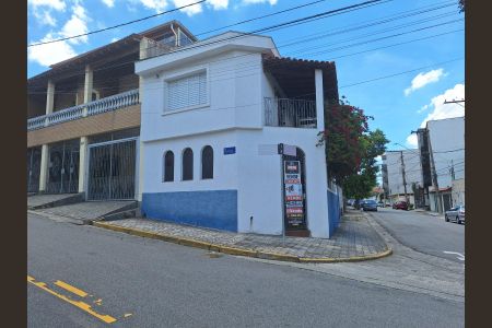 Casa à venda com 178m², 3 quartos e 1 vaga Casa à venda com 178m², 3 quartos e 1 vagaFachada