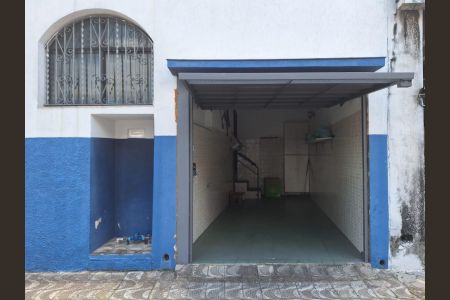 Casa à venda com 178m², 3 quartos e 1 vaga Casa à venda com 178m², 3 quartos e 1 vagaGaragem