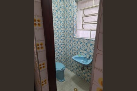 Casa à venda com 178m², 3 quartos e 1 vaga Casa à venda com 178m², 3 quartos e 1 vagaBanheiro