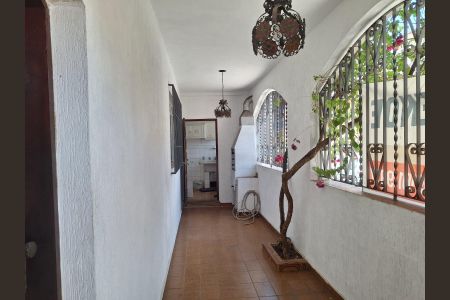 Casa à venda com 178m², 3 quartos e 1 vaga Casa à venda com 178m², 3 quartos e 1 vagaCorredor