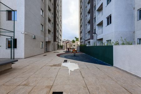 Apartamento para alugar com 37m², 2 quartos e sem vagaÁrea comum