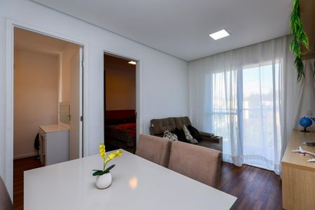 Sala de apartamento para alugar com 2 quartos, 37m² em Parque Ipê, São Paulo