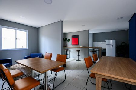 Apartamento para alugar com 37m², 2 quartos e sem vagaÁrea comum - Salão de festas