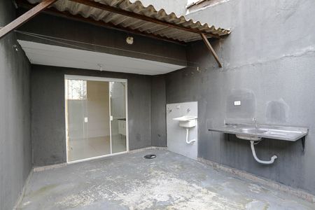 Casa para alugar com 80m², 2 quartos e 2 vagasÁrea de Serviço