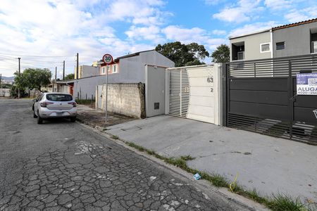 Casa para alugar com 80m², 2 quartos e 2 vagasFachada