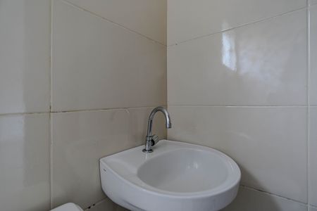 Casa para alugar com 80m², 2 quartos e 2 vagasBanheiro - Quarto 1 - Suíte