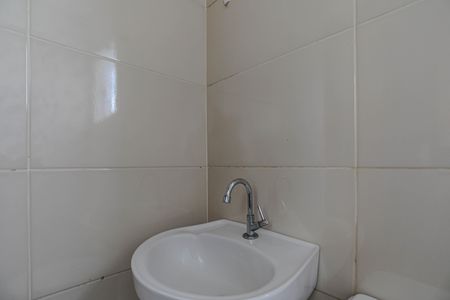 Casa para alugar com 80m², 2 quartos e 2 vagasBanheiro - Quarto 2 - Suíte 