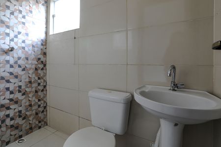 Casa para alugar com 80m², 2 quartos e 2 vagasBanheiro - Quarto 1 - Suíte