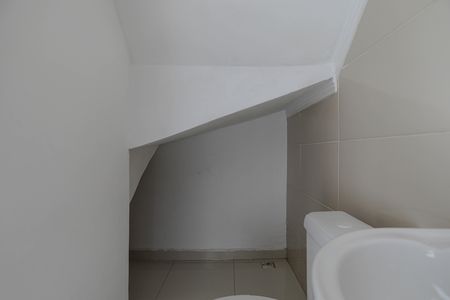 Casa para alugar com 80m², 2 quartos e 2 vagasLavabo