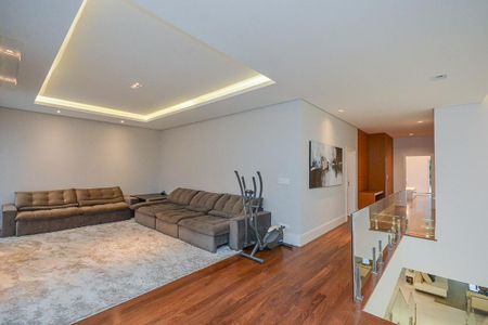 Casa à venda com 3 quartos, 550m² em Interlagos, São Paulo