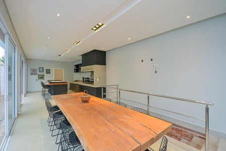 Casa à venda com 3 quartos, 550m² em Interlagos, São Paulo