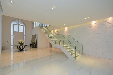 Casa à venda com 3 quartos, 550m² em Interlagos, São Paulo