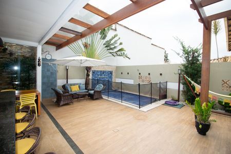 Casa de condomínio à venda com 240m², 3 quartos e 4 vagas Casa de condomínio à venda com 240m², 3 quartos e 4 vagasÁrea gourmet