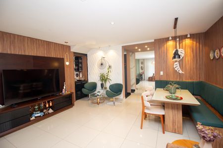Sala de casa de condomínio à venda com 3 quartos, 240m² em Tres Barras, Contagem