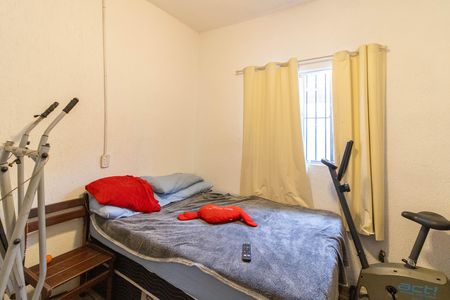 Casa à venda com 241m², 4 quartos e 2 vagas Casa à venda com 241m², 4 quartos e 2 vagasQuarto 3