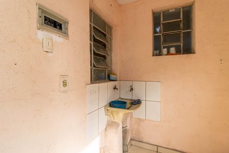 Casa à venda com 241m², 4 quartos e 2 vagas Casa à venda com 241m², 4 quartos e 2 vagasCasa 2 - Área de serviço