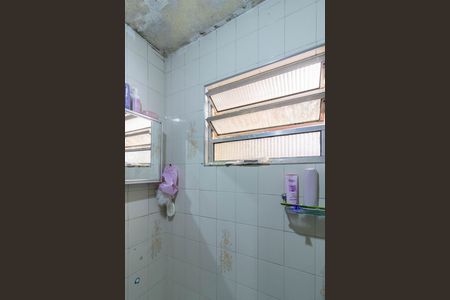 Casa à venda com 241m², 4 quartos e 2 vagas Casa à venda com 241m², 4 quartos e 2 vagasBanheiro