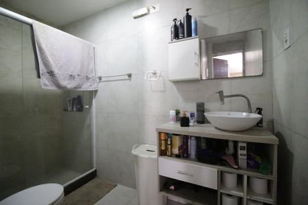 Casa à venda com 90m², 3 quartos e 1 vagaBanheiro