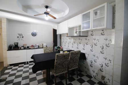 Casa à venda com 90m², 3 quartos e 1 vagaCozinha