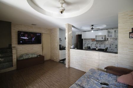 Sala de casa à venda com 3 quartos, 90m² em Jacarepaguá, Rio de Janeiro