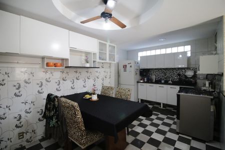 Casa à venda com 90m², 3 quartos e 1 vagaCozinha