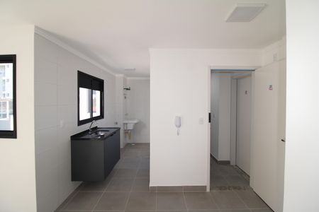 Sala / Cozinha de apartamento para alugar com 2 quartos, 39m² em Vila Dom Pedro Ii, São Paulo