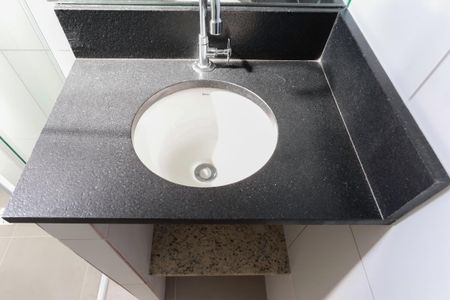 Banheiro de kitnet/studio à venda com 1 quarto, 25m² em Vila Dom Pedro Ii, São Paulo