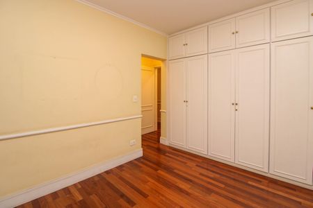 Apartamento à venda com 280m², 5 quartos e 4 vagas Apartamento à venda com 280m², 5 quartos e 4 vagasSuíte 1