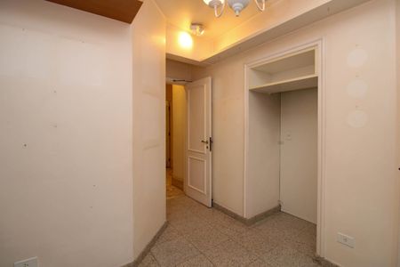 Apartamento à venda com 280m², 5 quartos e 4 vagas Apartamento à venda com 280m², 5 quartos e 4 vagasCozinha