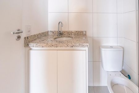 Banheiro  de apartamento para alugar com 2 quartos, 37m² em Jardim, Santo André