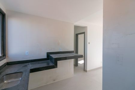 Apartamento à venda com 2 quartos, 50m² em Itapoã, Belo Horizonte