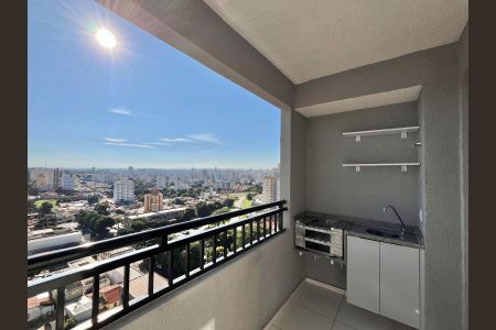 Apartamento para alugar com 65m², 3 quartos e 1 vagaSacada