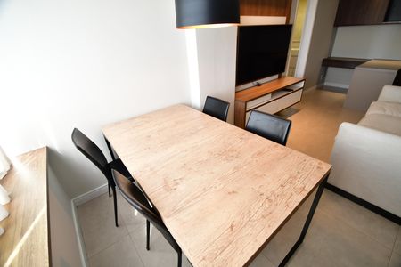 Sala de apartamento para alugar com 1 quarto, 47m² em Cambuí, Campinas