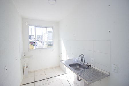 Apartamento para alugar com 48m², 2 quartos e 1 vaga Apartamento para alugar com 48m², 2 quartos e 1 vagaCozinha e Área de Serviço