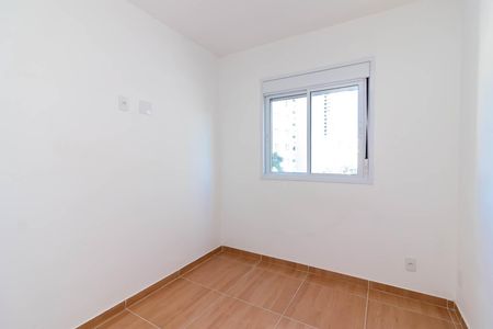 Quarto 1 de apartamento para alugar com 2 quartos, 41m² em Vila Guaca, São Paulo