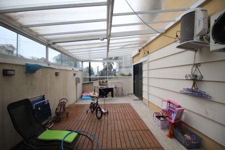 Casa à venda com 170m², 3 quartos e 3 vagasQuintal