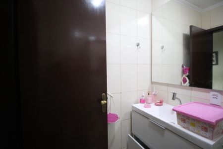 Casa à venda com 170m², 3 quartos e 3 vagasBanheiro