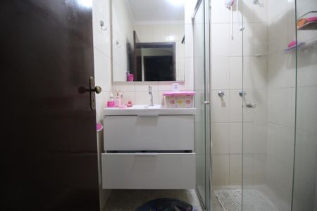 Casa à venda com 170m², 3 quartos e 3 vagasBanheiro