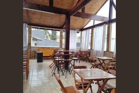 Casa para alugar com 550m², 4 quartos e 5 vagas Casa para alugar com 550m², 4 quartos e 5 vagasSalão de Festas