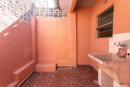 Casa para alugar com 110m², 2 quartos e 1 vaga Casa para alugar com 110m², 2 quartos e 1 vagaÁrea de Serviço