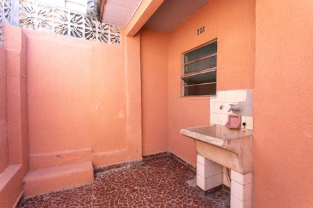 Casa para alugar com 110m², 2 quartos e 1 vaga Casa para alugar com 110m², 2 quartos e 1 vagaÁrea de Serviço