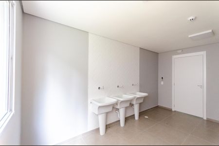 Studio para alugar com 17m², 1 quarto e sem vaga Studio para alugar com 17m², 1 quarto e sem vagaLavanderia