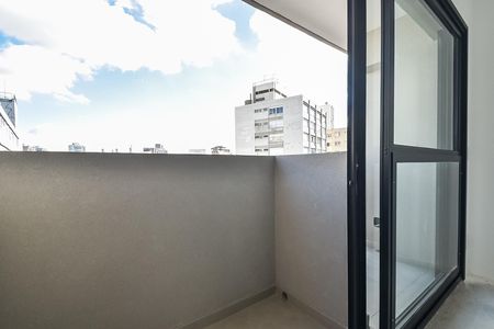 Studio à venda com 22m², 1 quarto e sem vaga Studio à venda com 22m², 1 quarto e sem vagaVaranda
