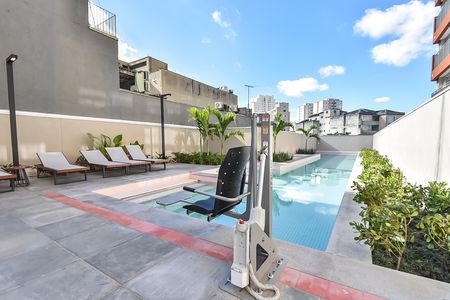 Studio à venda com 22m², 1 quarto e sem vaga Studio à venda com 22m², 1 quarto e sem vagaÁrea comum - Piscina