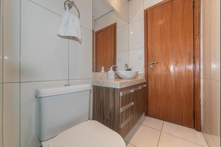 Casa para alugar com 298m², 3 quartos e 4 vagas Casa para alugar com 298m², 3 quartos e 4 vagasBanheiro Social